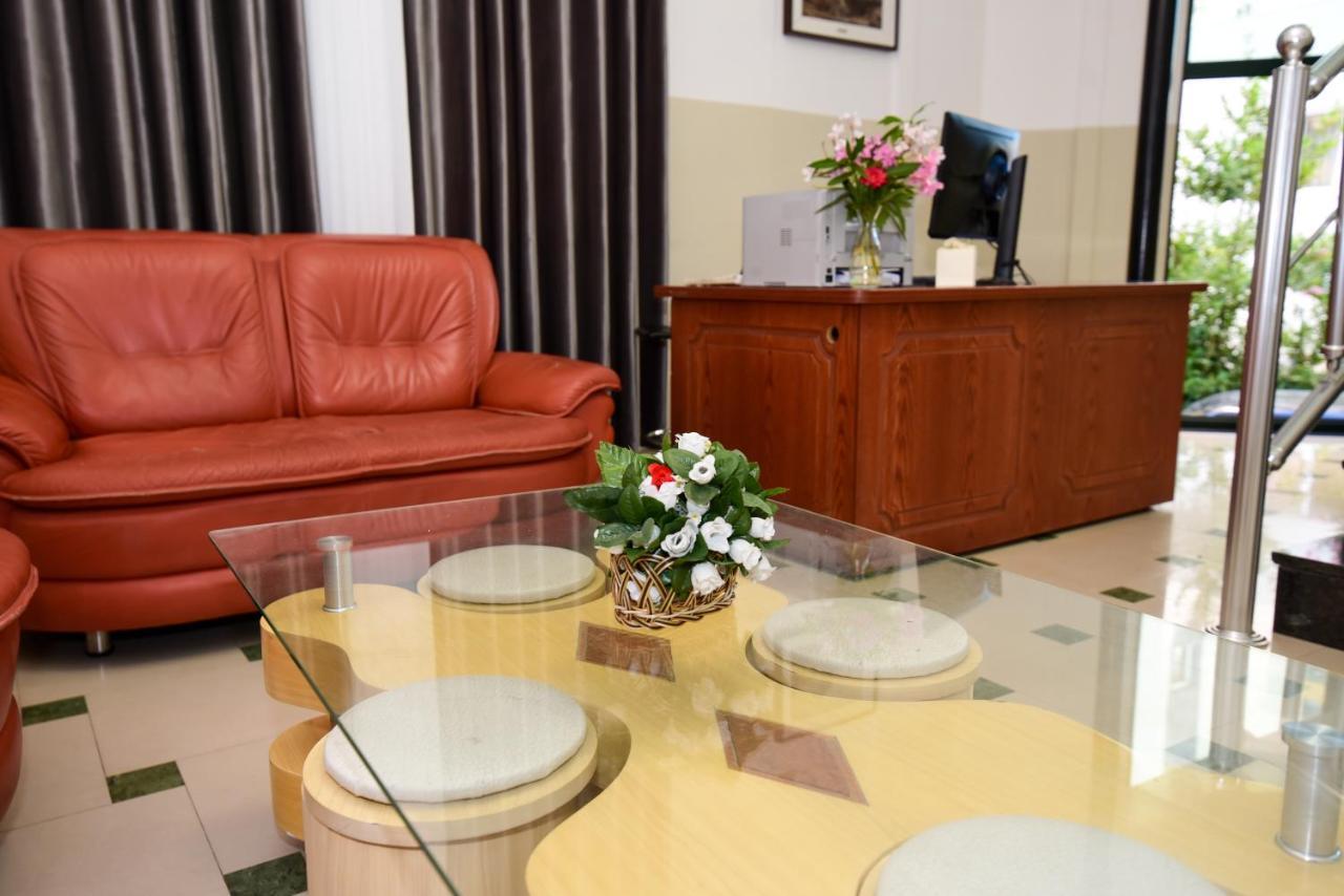 Koa Hotel Durrës Extérieur photo