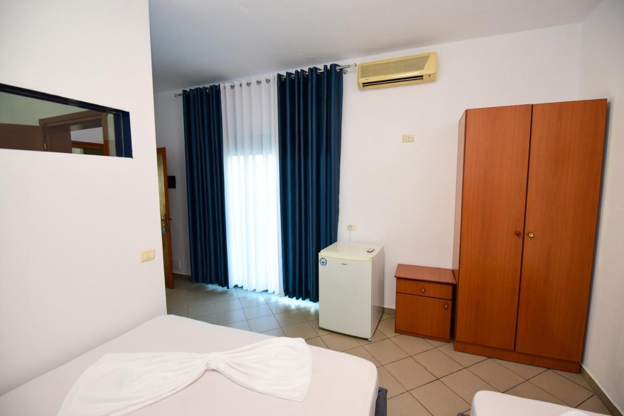 Koa Hotel Durrës Extérieur photo