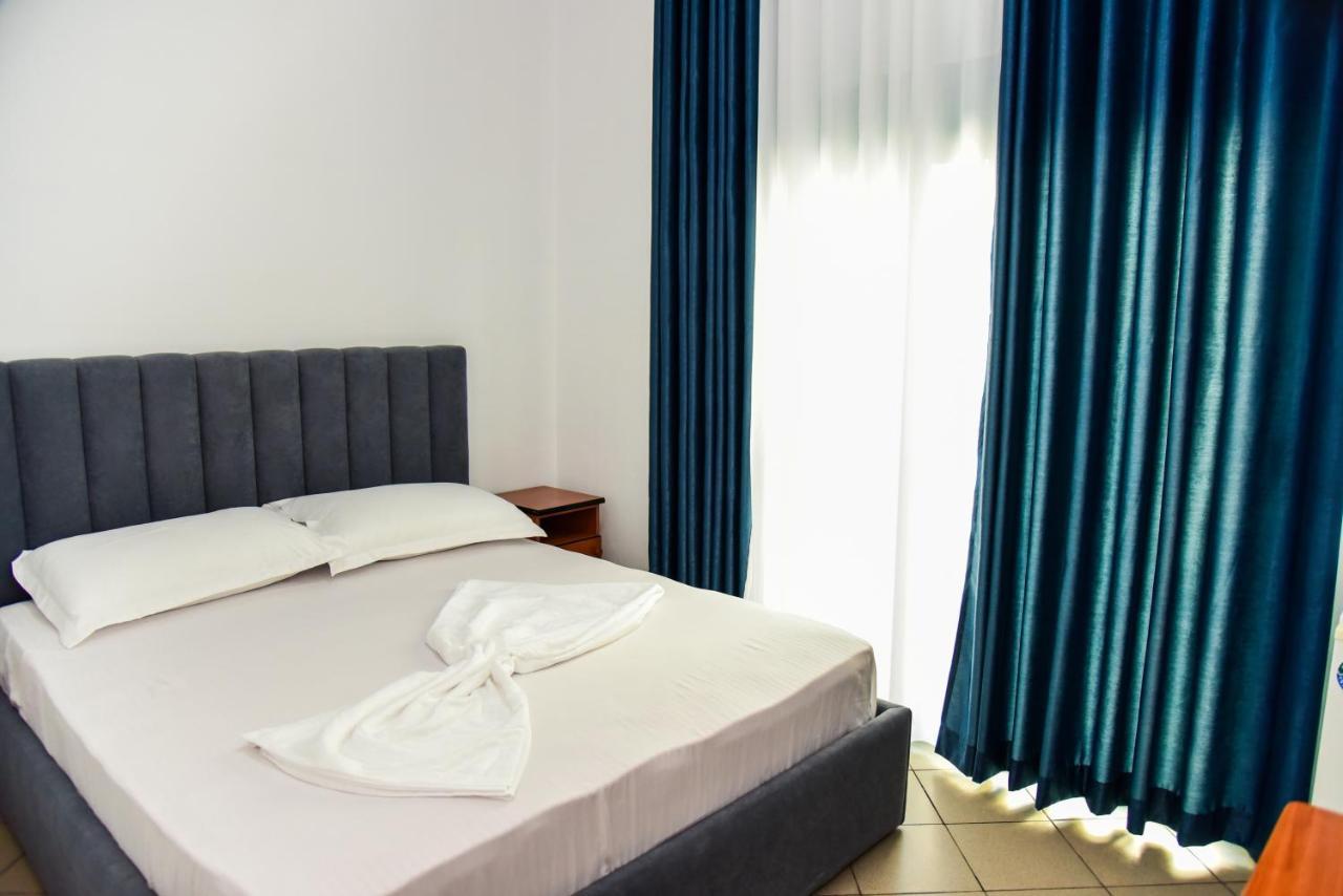 Koa Hotel Durrës Extérieur photo