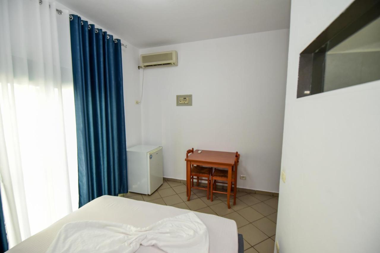 Koa Hotel Durrës Extérieur photo